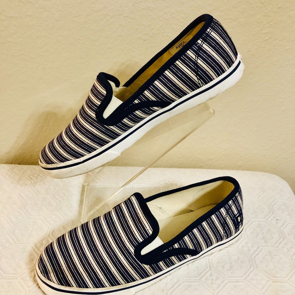 Chaps Women's Canvas Shoes Fashion Sneakers SZ 7.5